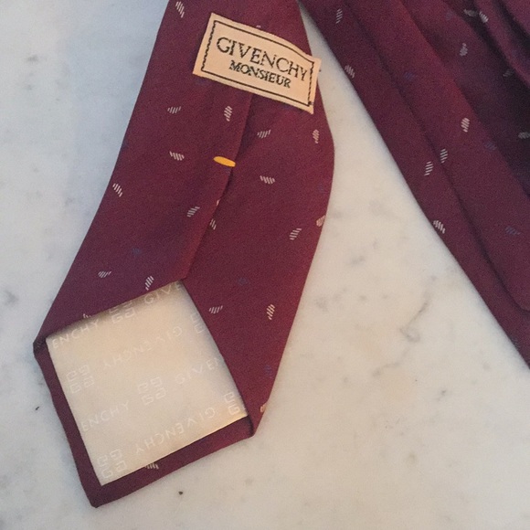 Vintage Givenchy neck tie - Picture 2 of 5